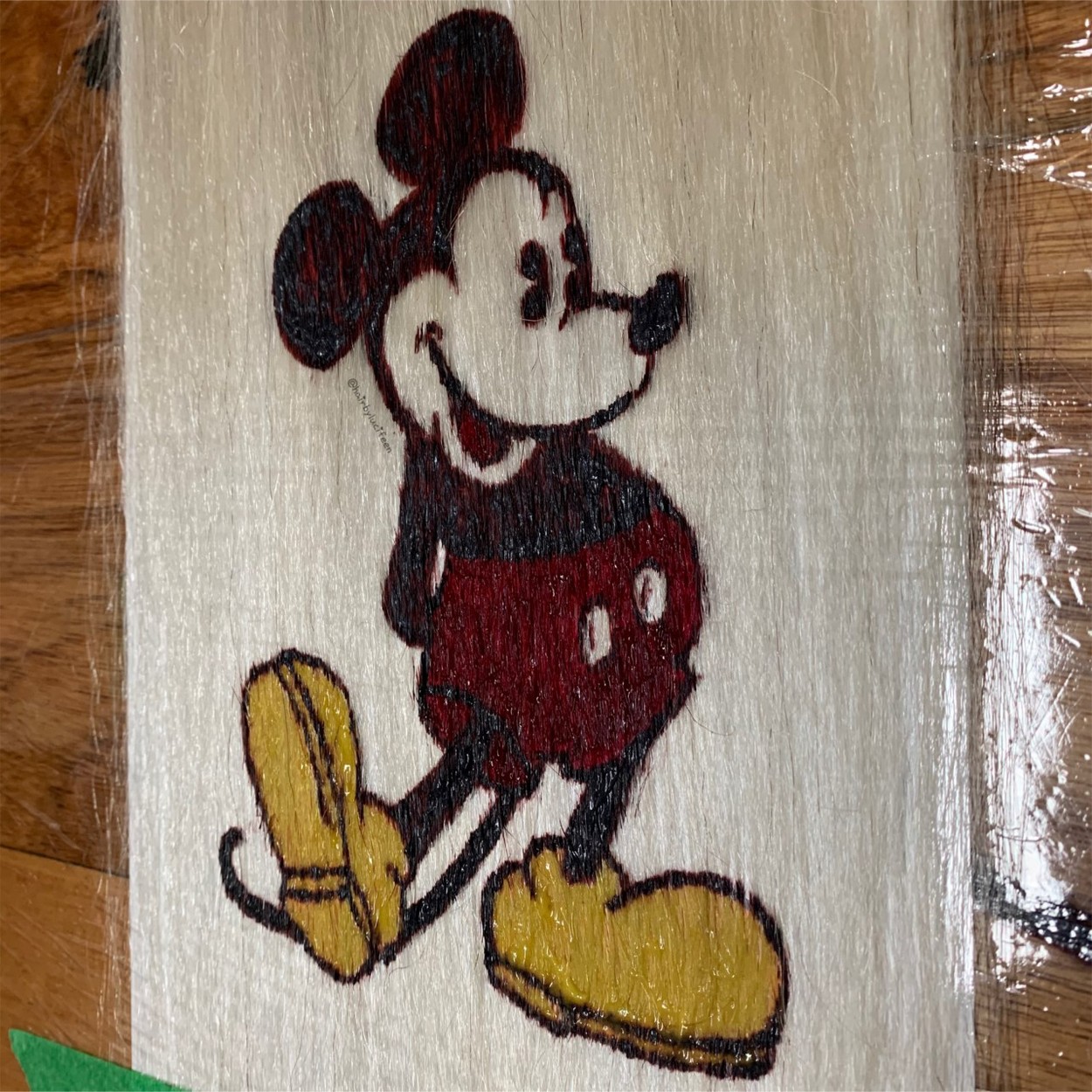 Lucy Dilkes hajfestményei