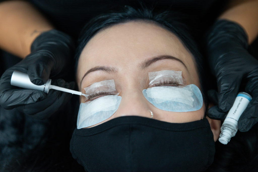 Szempillákat fel! - Kipróbáltuk a szempillaliftinget