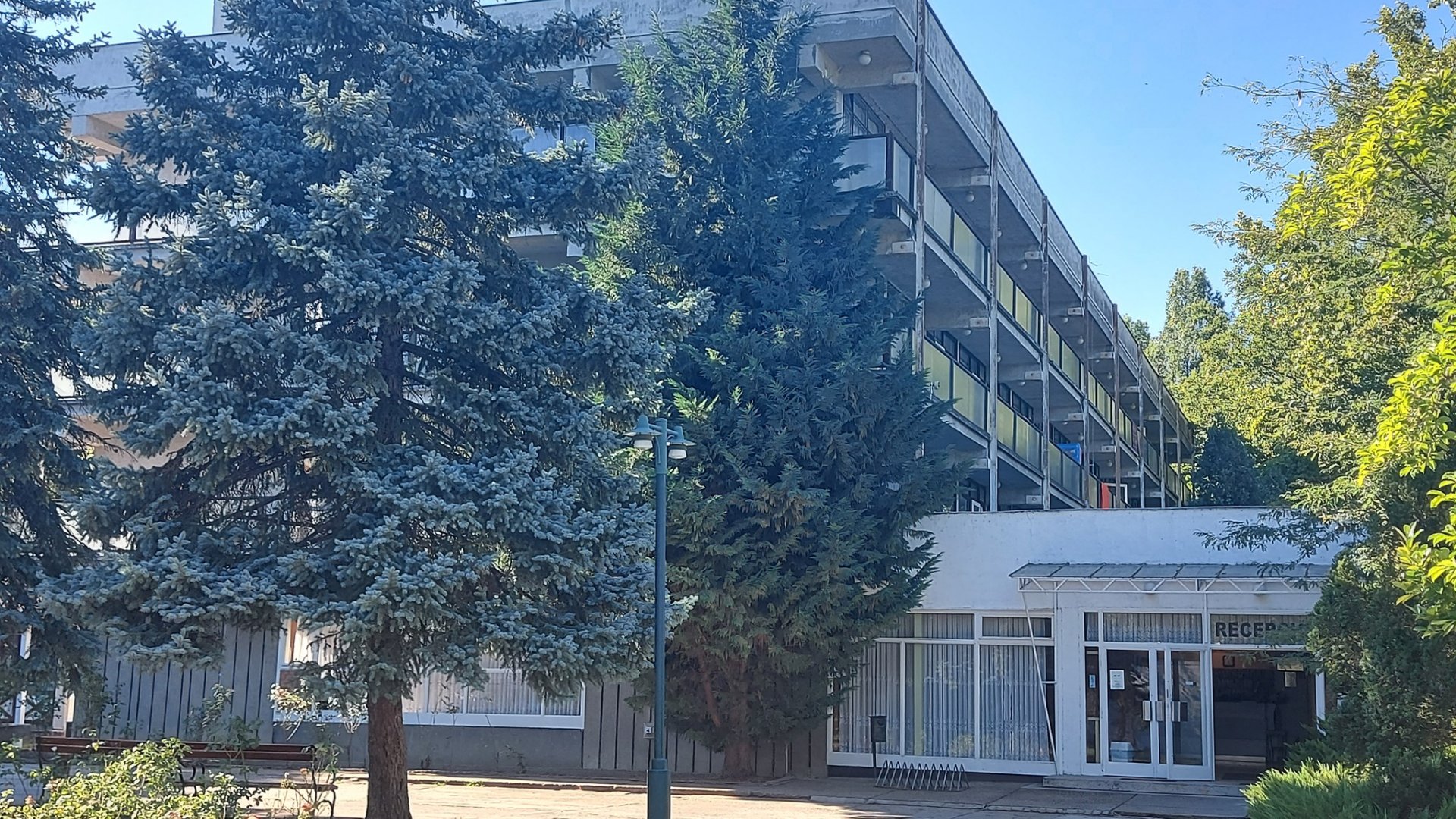 Park szálloda épülete Balatonlellén