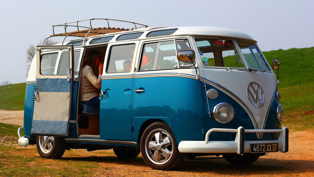 Hajó lett a hippik kedvenc kisbuszából