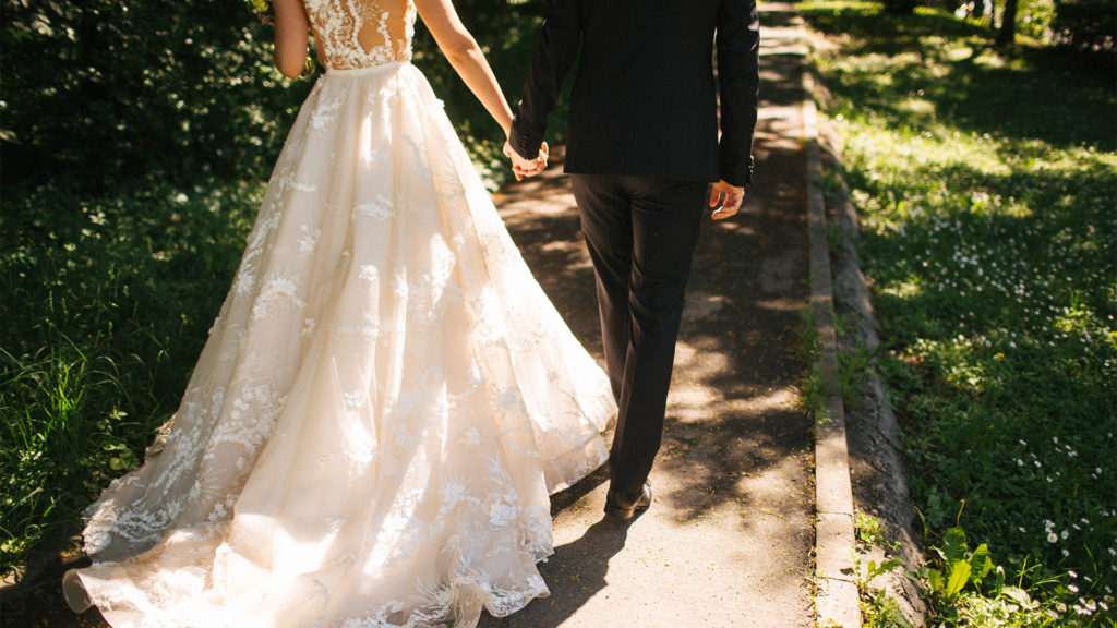 Meghökkentő helyszínen került sor az esküvőre