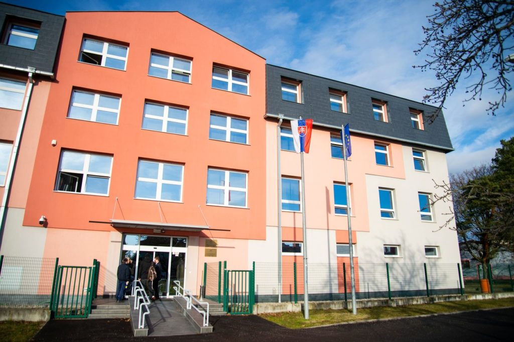 mérgezés sorozatgyilkos Ipolyság Szlovákia méreg idegméreg