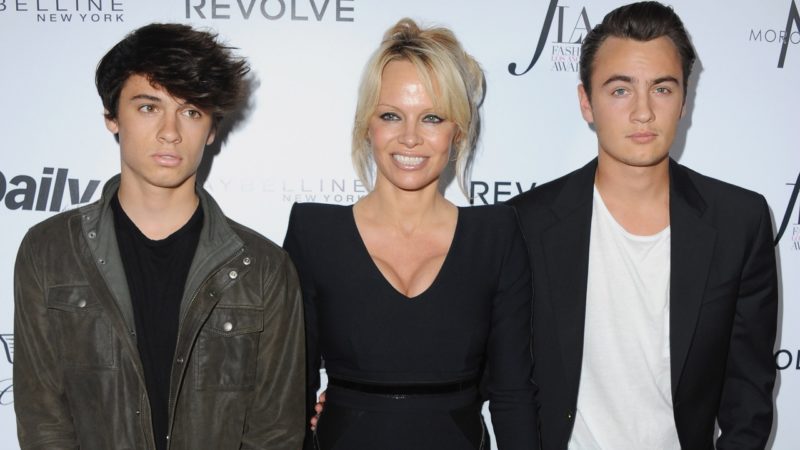 Pamela Anderson fiaival