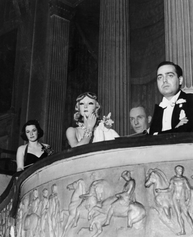 próbababa influenszer híresség New York