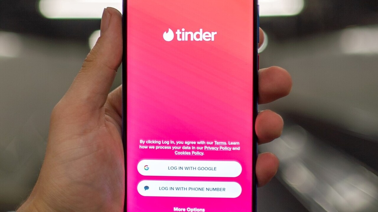 Tinder, vakrandi,