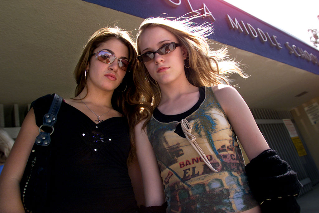 Színész társával, Nikki Reeddel a Tizenhárom forgatásán. 2002-ben. (Fotó: Anne Cusack/Los Angeles Times via Getty Images)