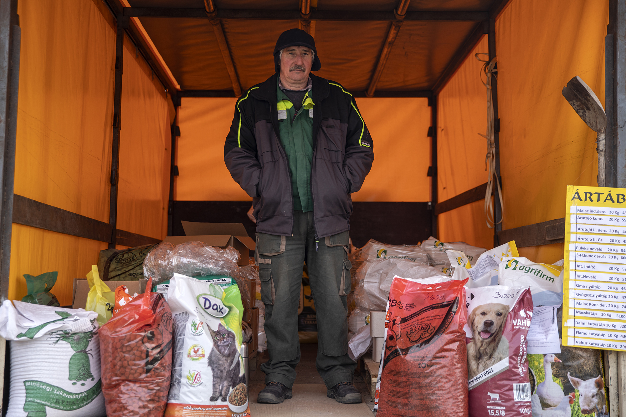 Az ónodi piac árusai és portékái