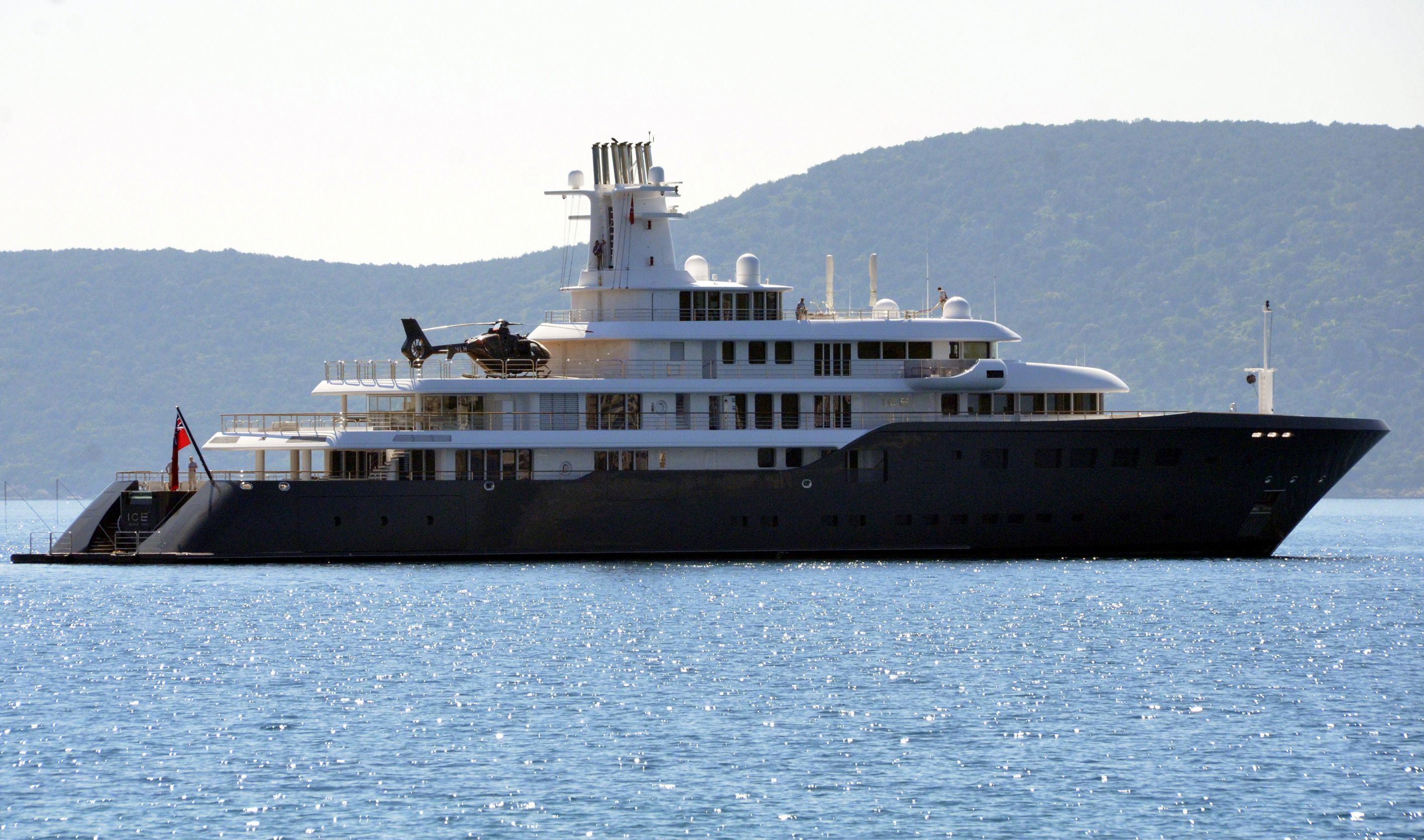 Suleyman Kerimov szuperjachtja, az Ice 