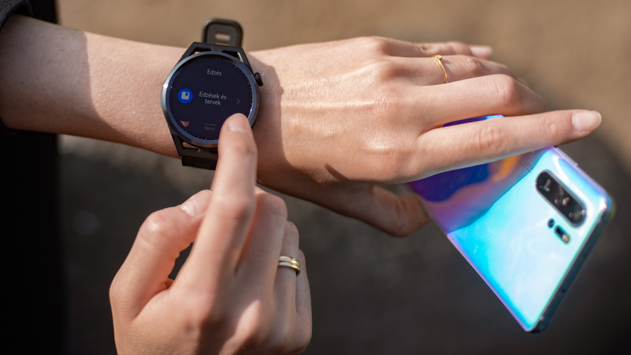 Miért futnál egyedül, ha futhatsz személyi edzővel? - Kipróbáltunk! HUAWEI Watch GT Runner