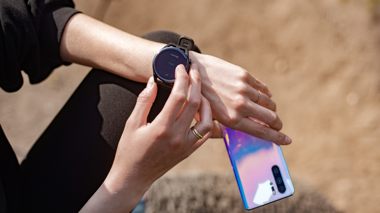 Miért futnál egyedül, ha futhatsz személyi edzővel? - Kipróbáltunk! HUAWEI Watch GT Runner