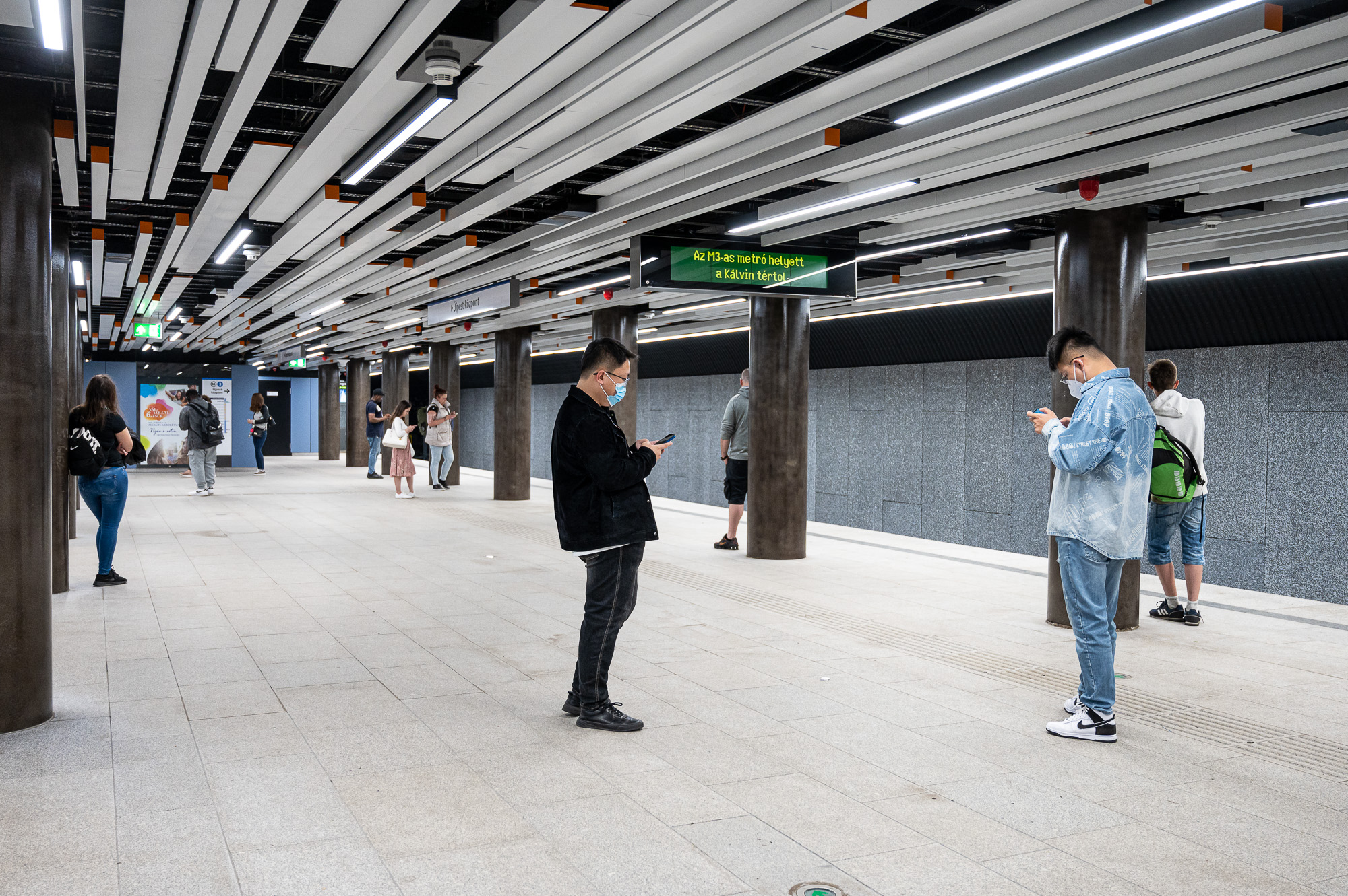 A 3-as metró Corvin negyed állomása