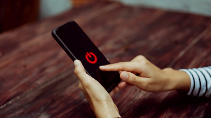 Okostelefon kikapcsolása