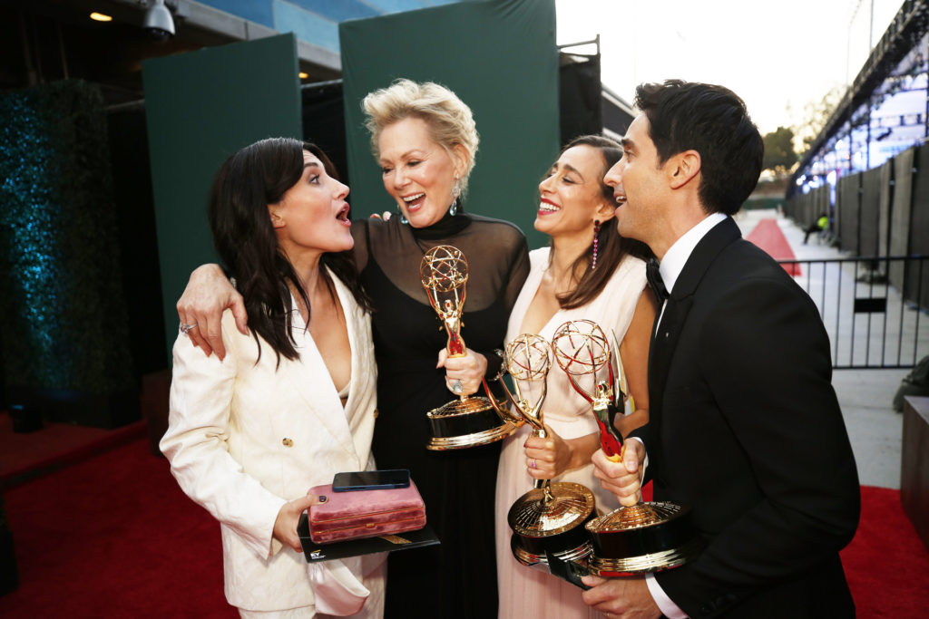 Hacks - A pénz beszél Hannah Einbinder Jean Smart stand up