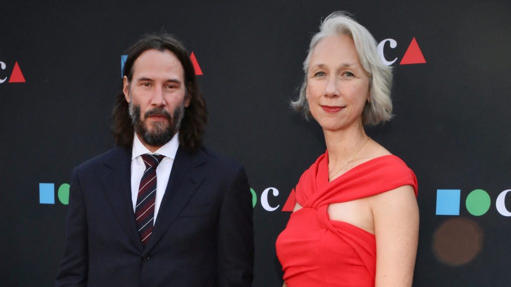 Keanu Reeves és Alexandra Grant a Los Angeles-i Kortárs Művészeti Múzeum gáláján 