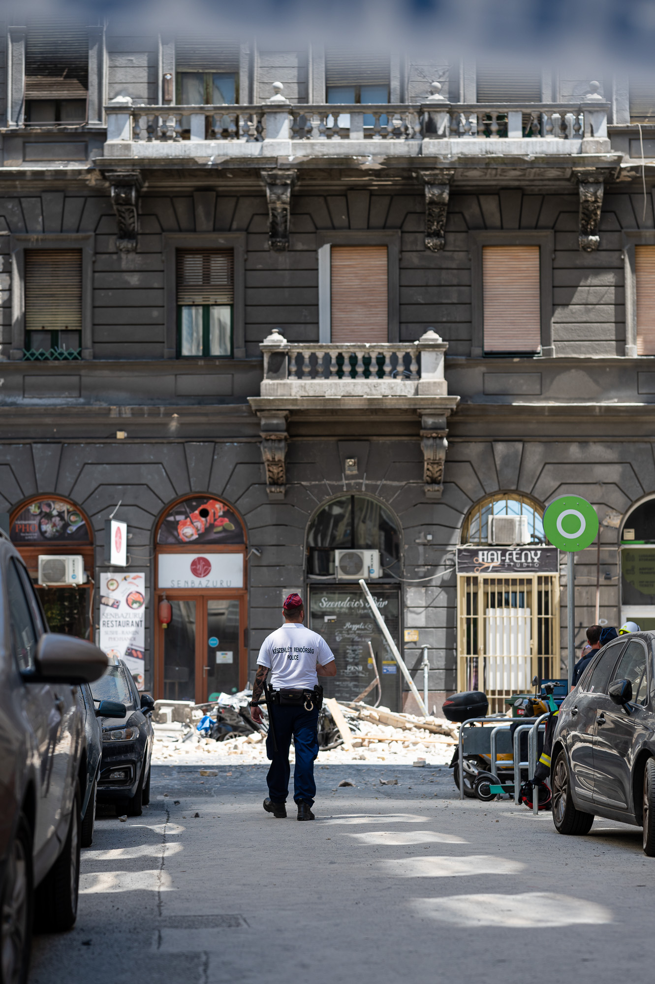 Leomlott tetőszerkezet az Ó utcában