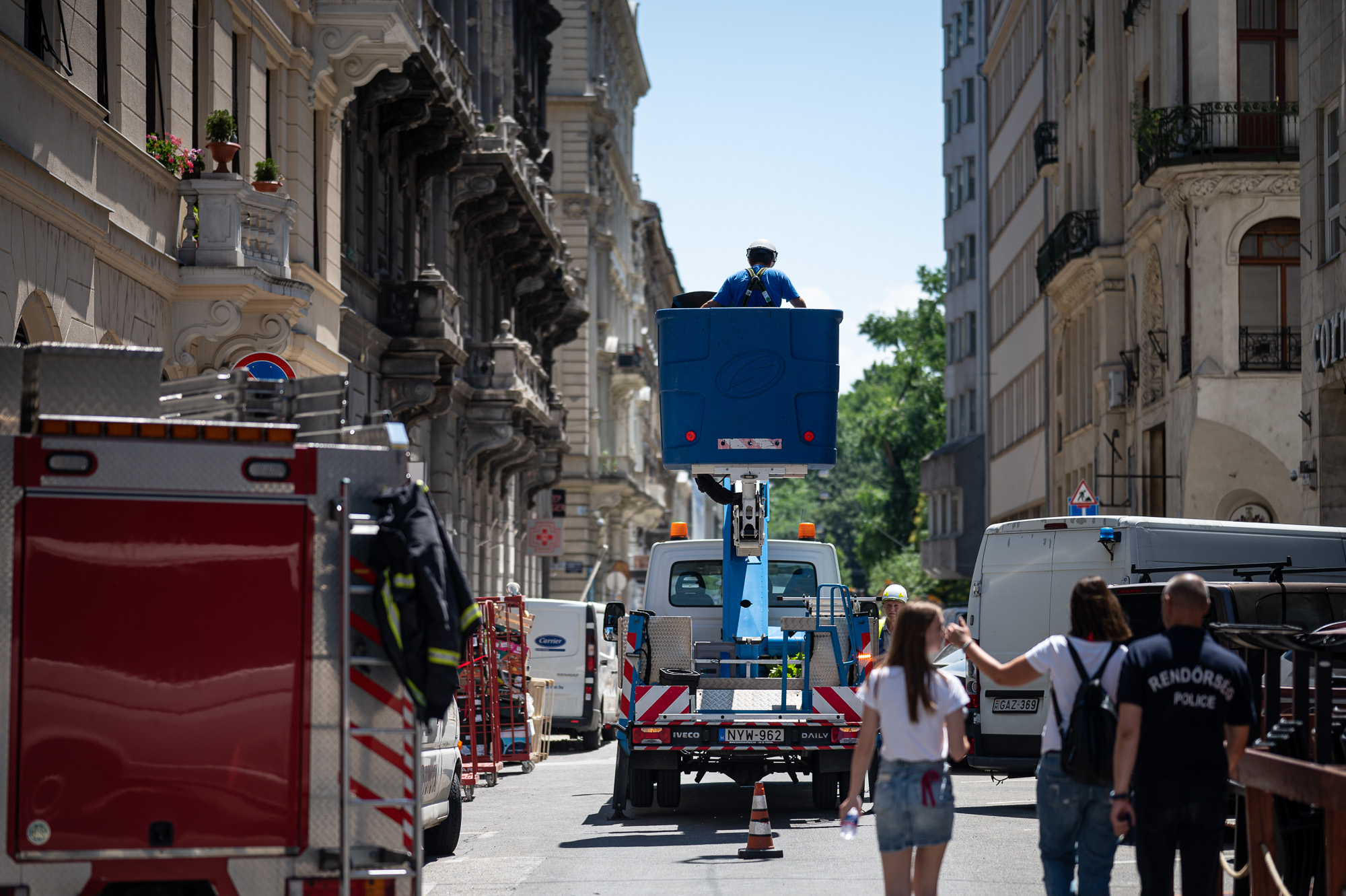 Leomlott tetőszerkezet az Ó utcában