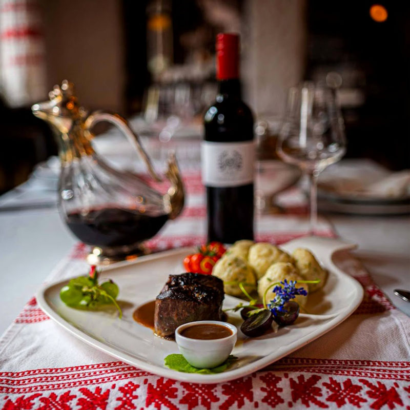 Tenkes Csárda csárda Baranya megye Csarnóta magyar konyha munkaerőhiány