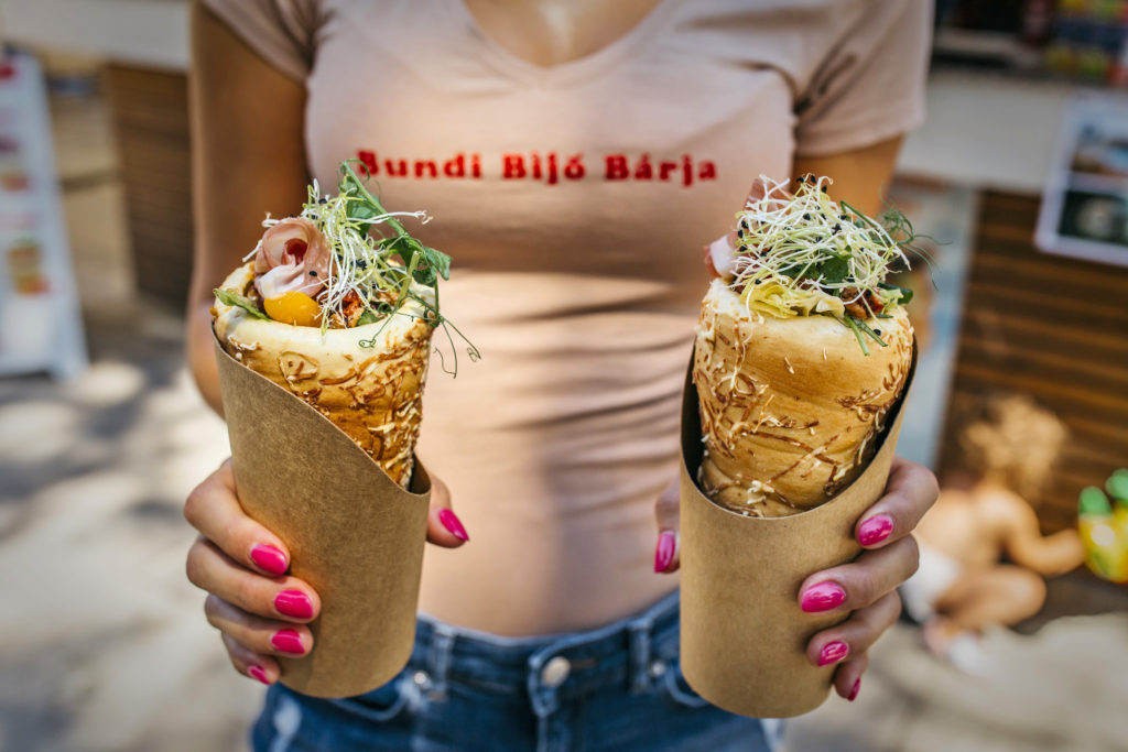 Sós kürtőskalács lett az Év Strandétele – Egy boglári büfé tarolt az idei versenyen