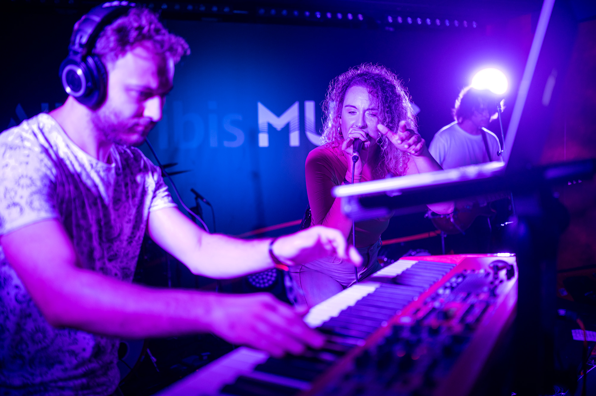 Koncert a varsói Ibis Hotelben