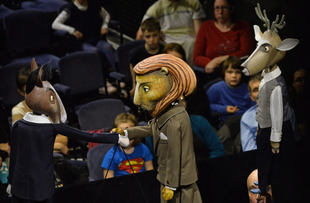 házirend Bábszínház gyerekek