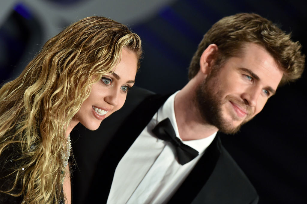 Miley Cyrus és Liam Hemsworth 