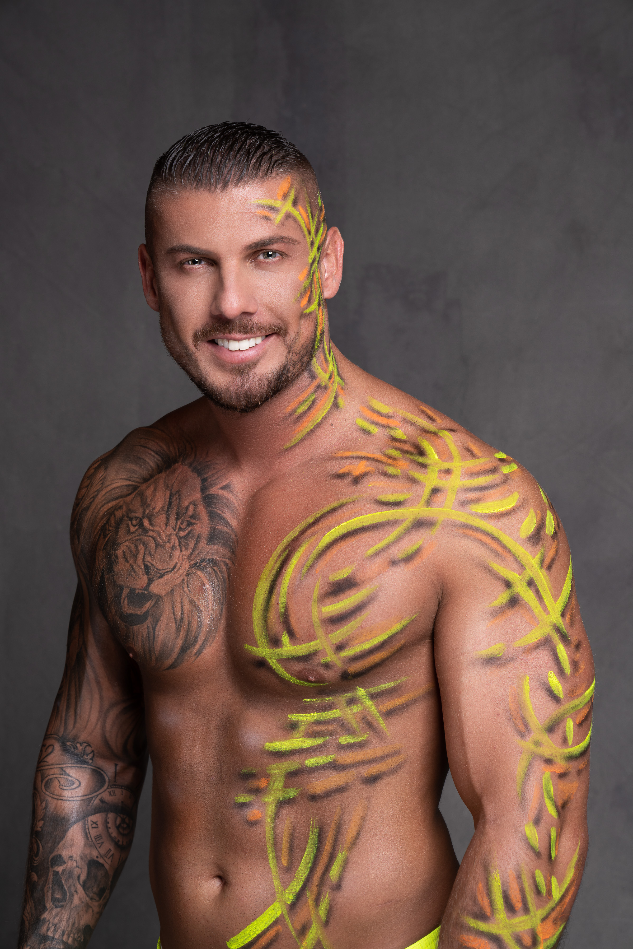 Money or love zotya (3)