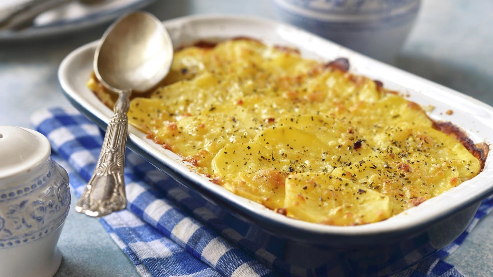 gratin rakott krumpli tejföl tejsznnel