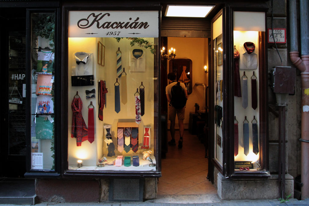 divat divattörténet belváros séta