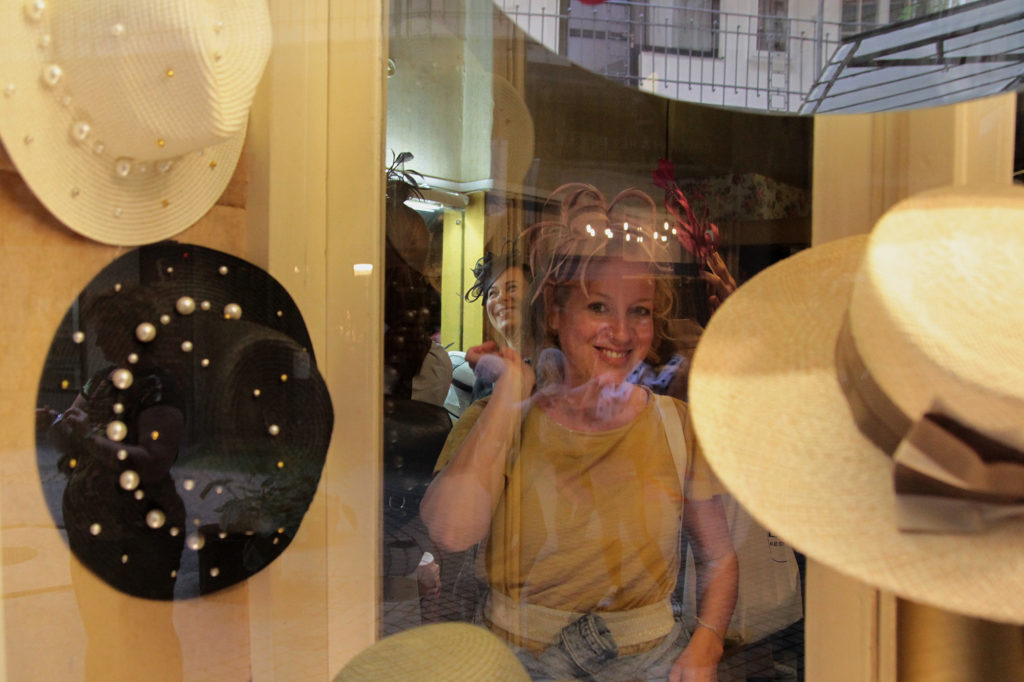 divat divattörténet belváros séta