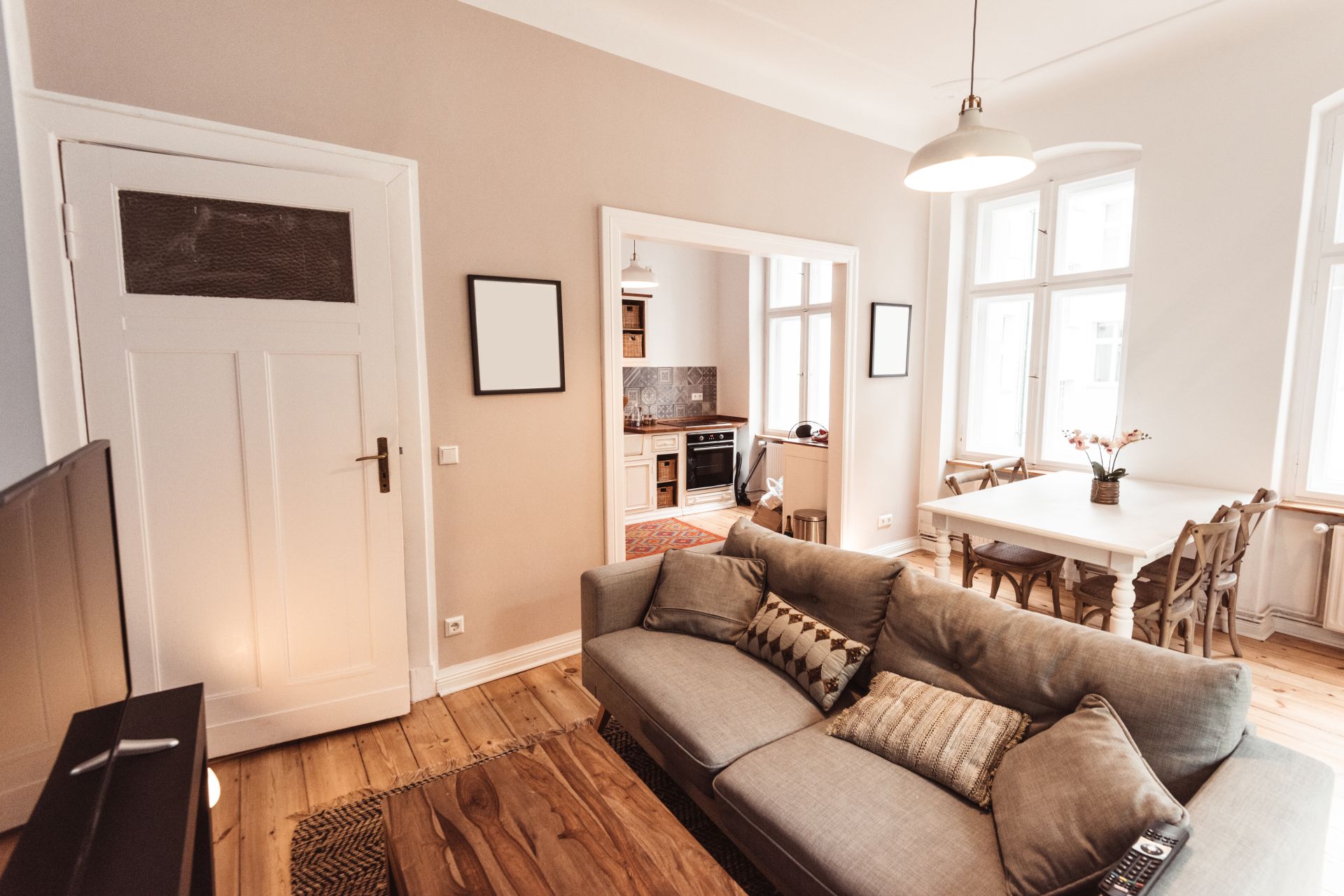 A szürkés színeket trendvezető pozícióját átvették a meleg árnyalatok 