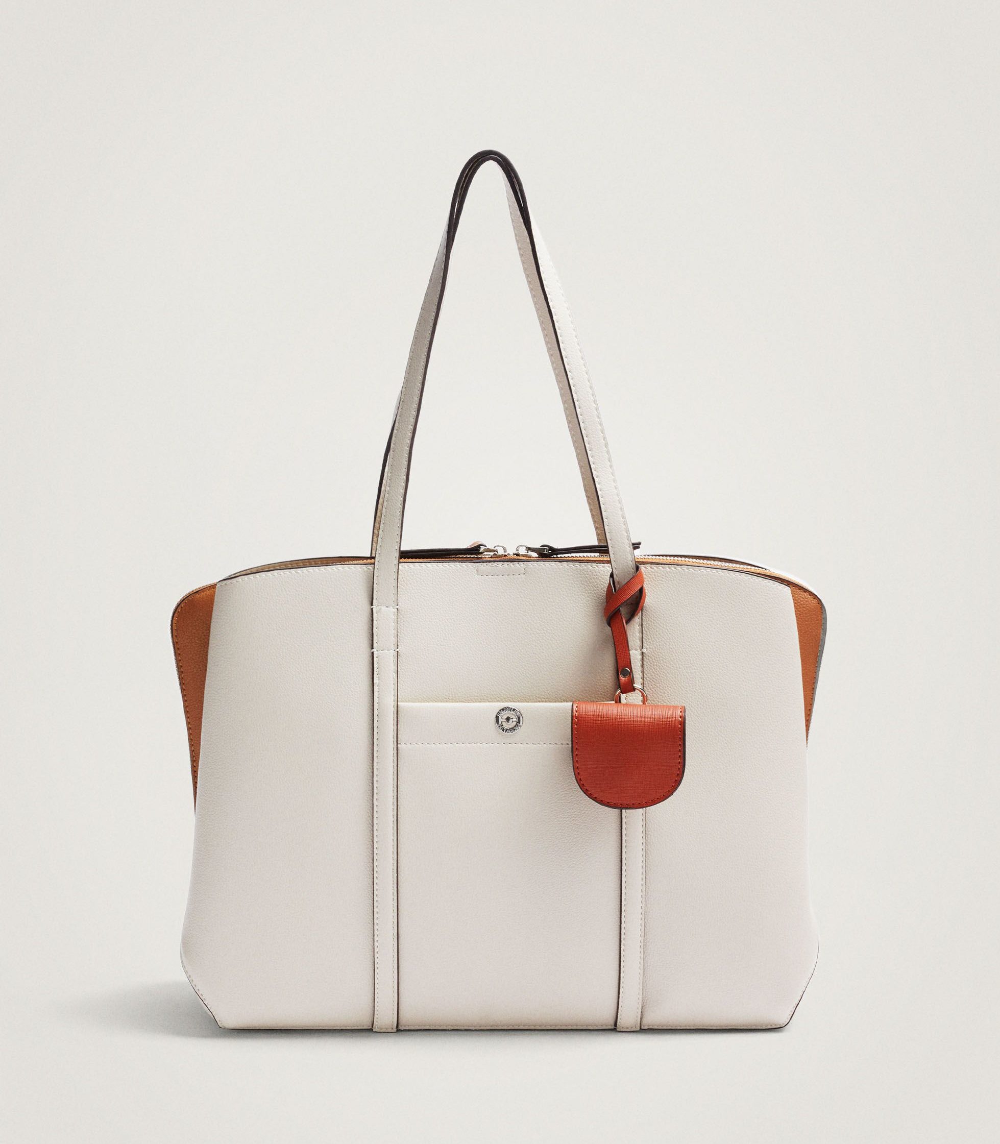 Divatban a táska, ami egyszerűbbé teszi az életet