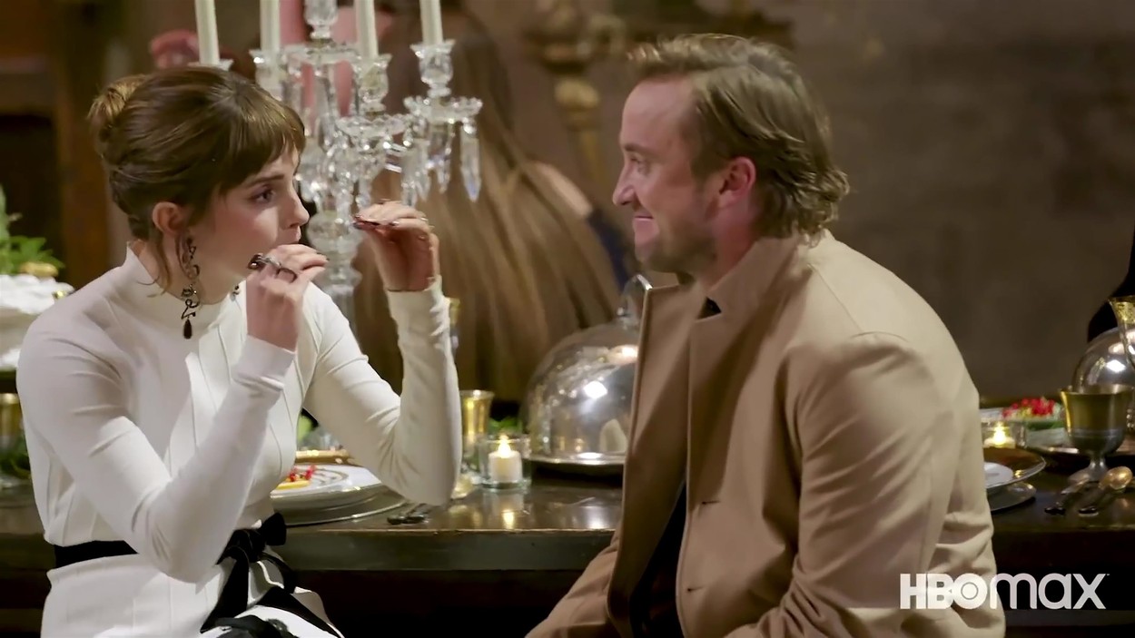 Tom Felton és Emma Wattson a Visszatérés Roxfortba különkiadásban