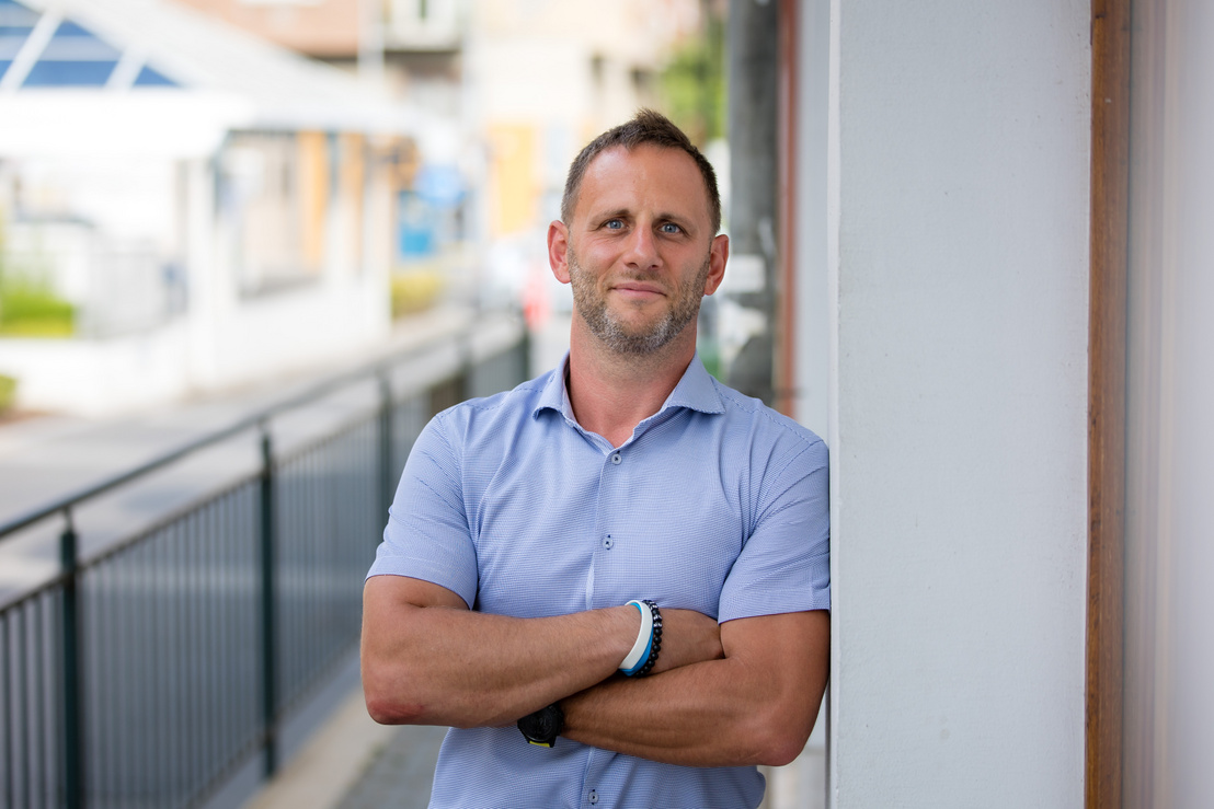 Hajnal Gergely, azaz Tourette Geri