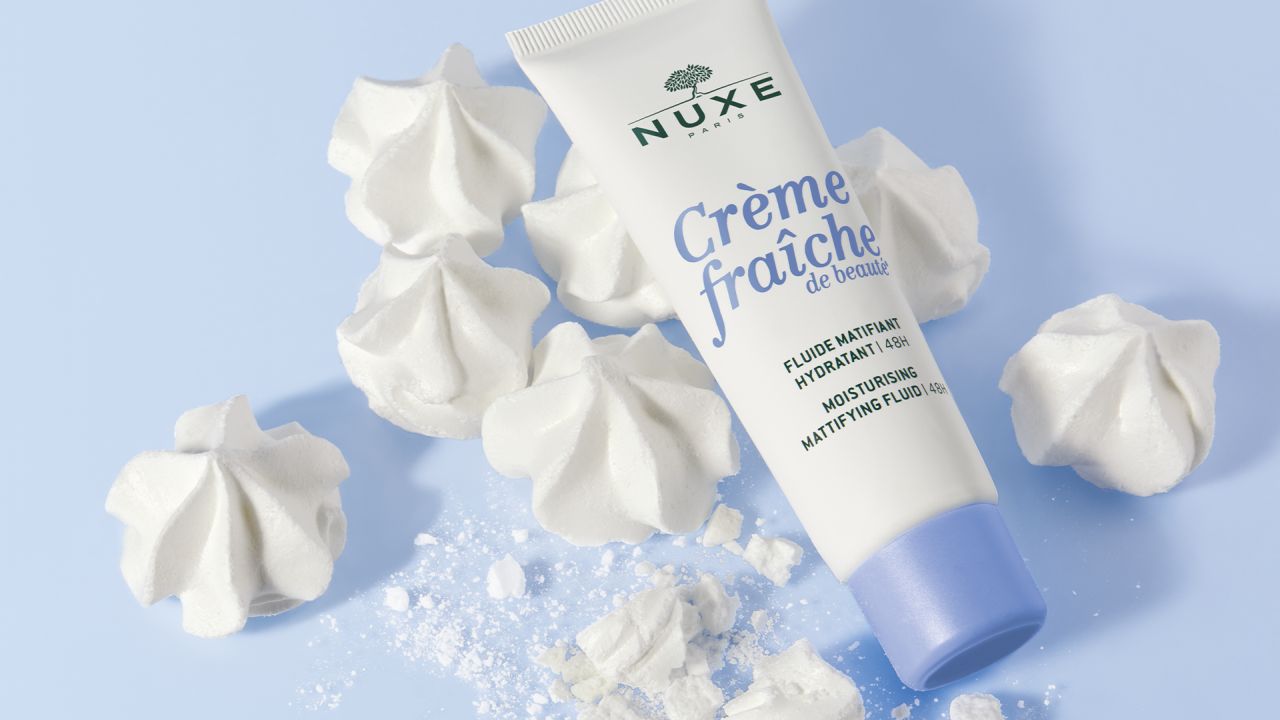 Fincsi hidratálás az arcbőrnek!