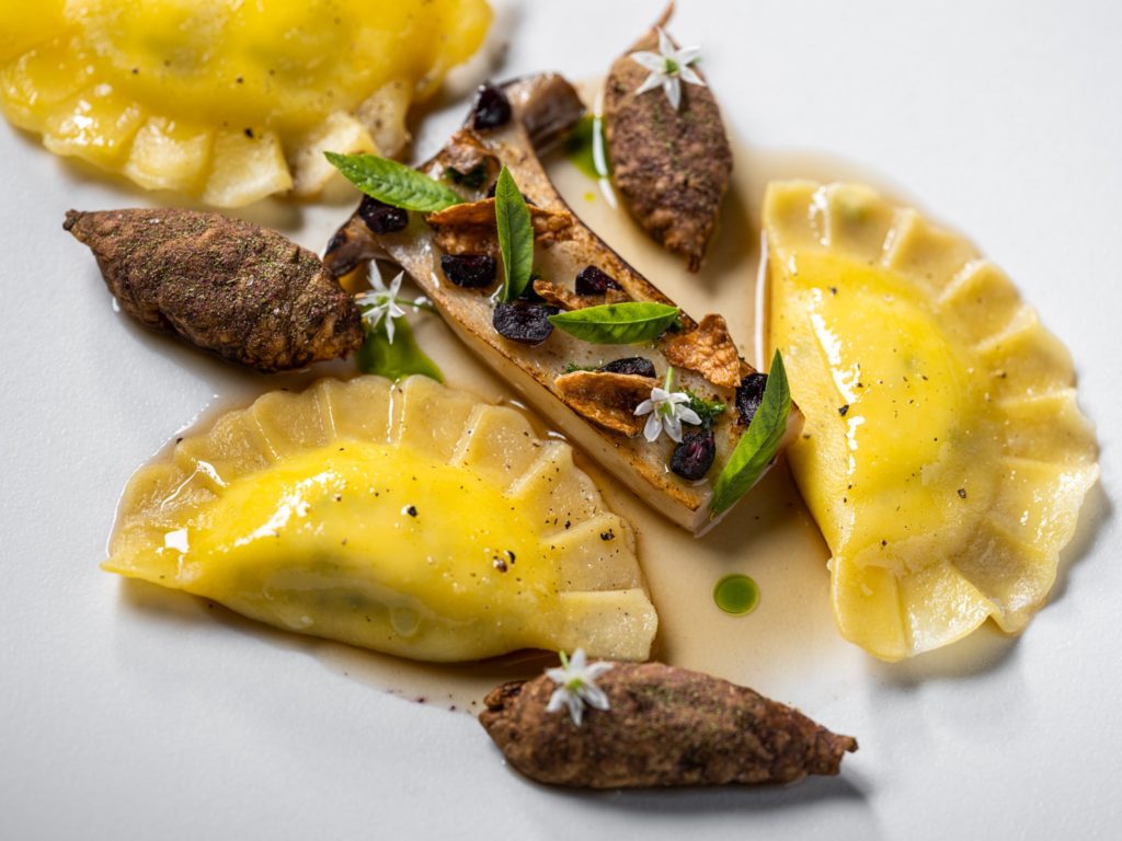 Ordás tészta, csicsóka, berkenye (Fotó: Borkonyha)