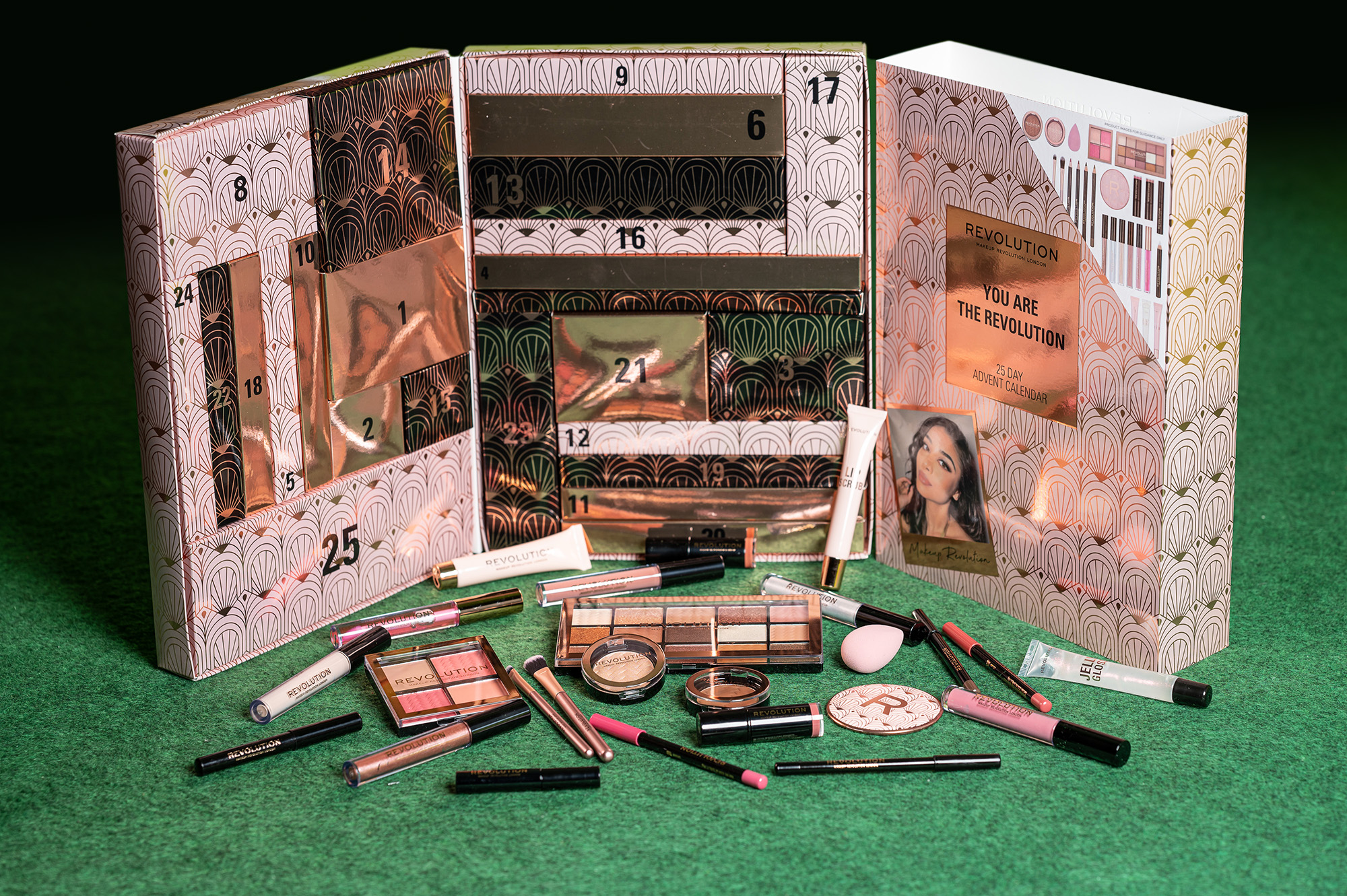 Adventi szépségnaptárak