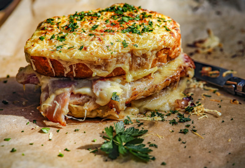 Egy éttermi brunch klasszikus: croque monsieur / Fotó: Marcus Lacey