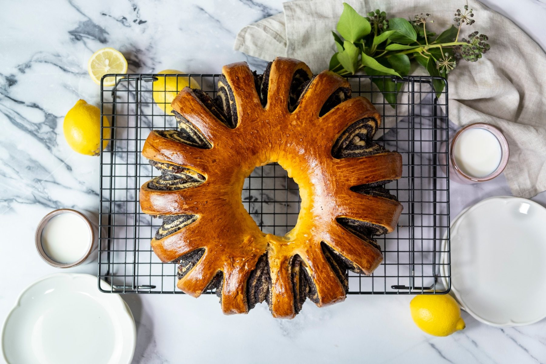 Citromos-mákos kalácskoszorú