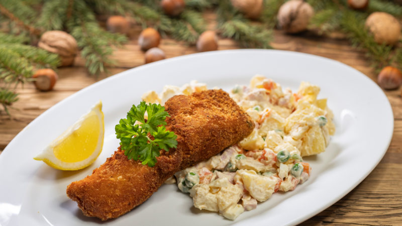 Rántott ponty nélkül sok családban nincs karácsony / Fotó: phbcz, Getty Images