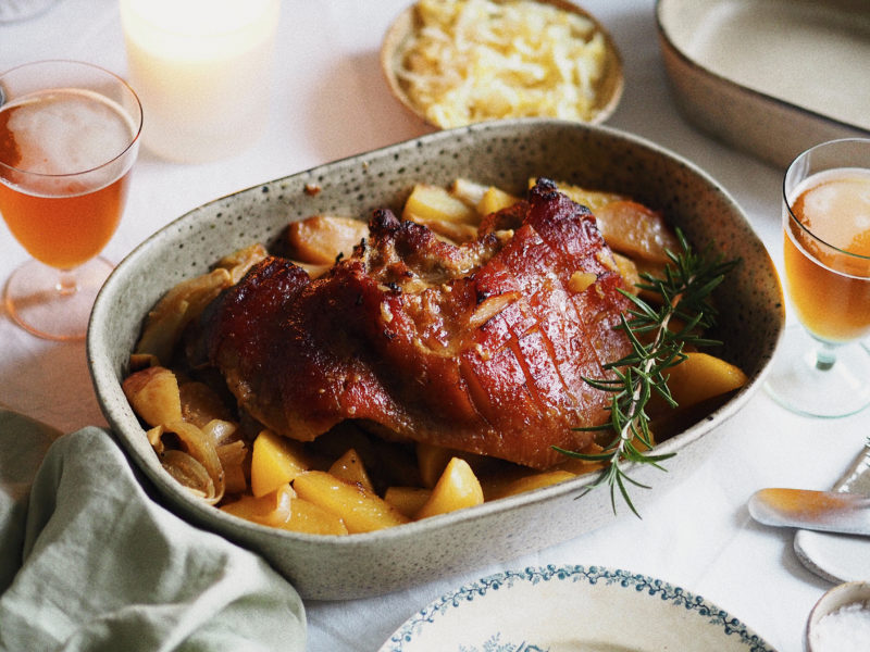 Mézes-sörös törődés után / Fotó: Nosalty, Central Archív