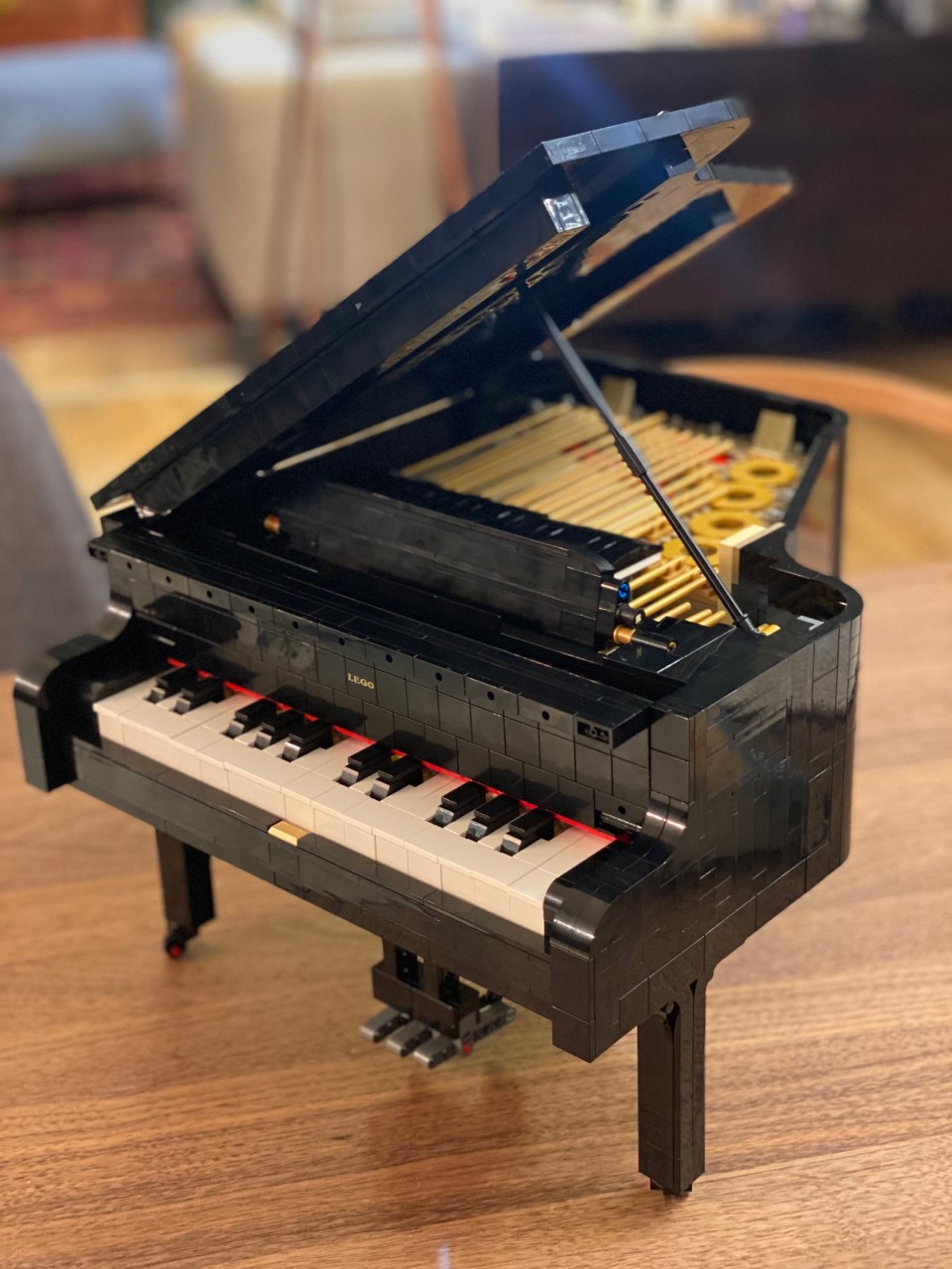 LEGO zongora