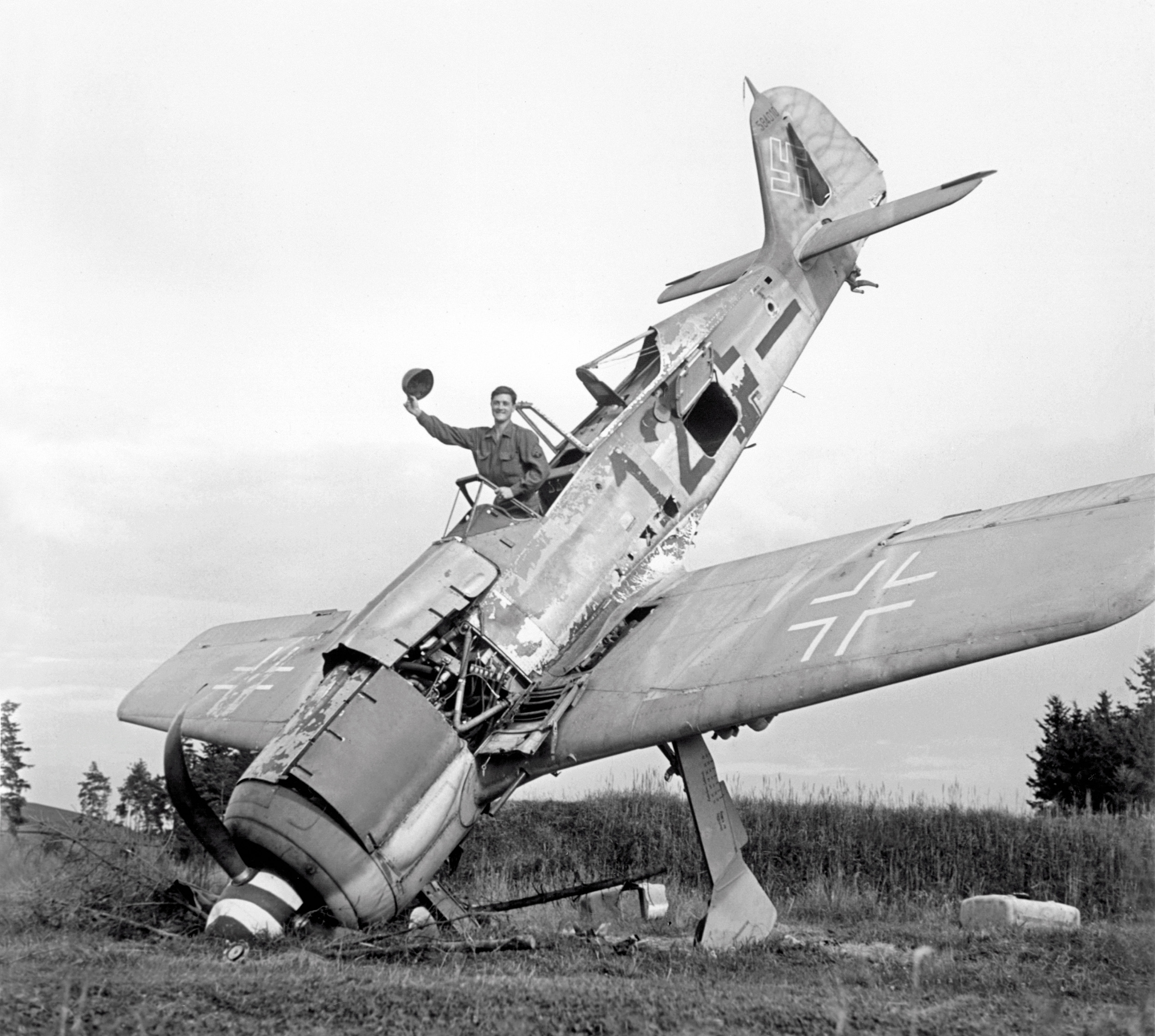 Egy lezuhant német Focke-Wulf Fw 190-es vadászrepülőgép