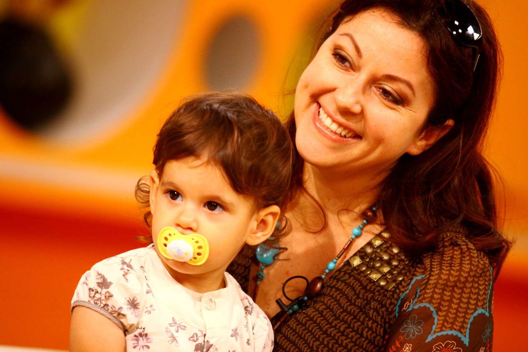 Erdélyi Mónika és lánya, Molli