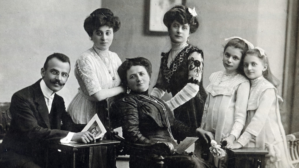 Te meddig ismered a családfádat?