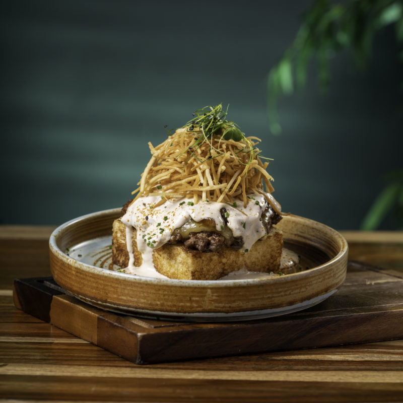 Steak hagymaropogóssal