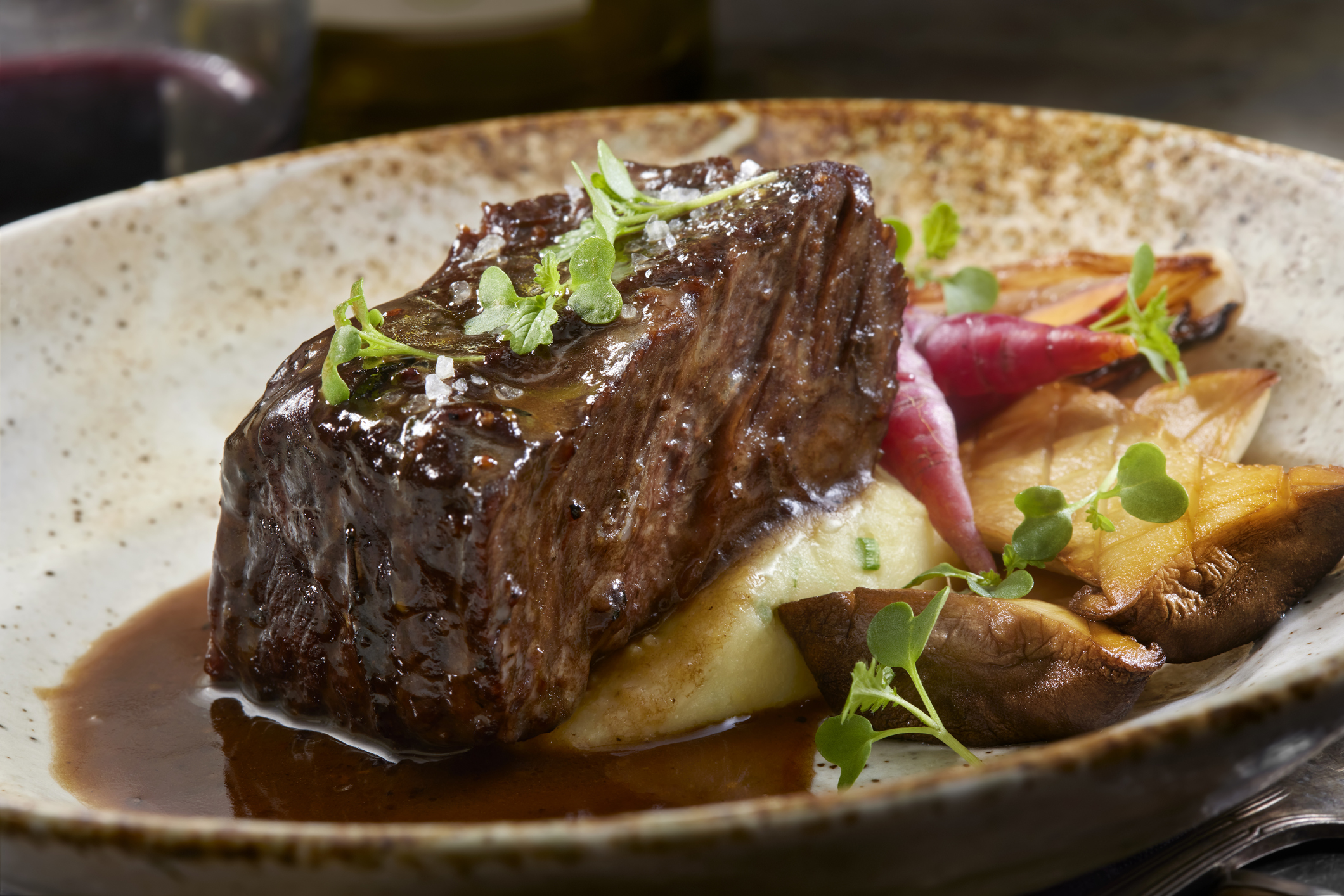 Steak, jus, köretek