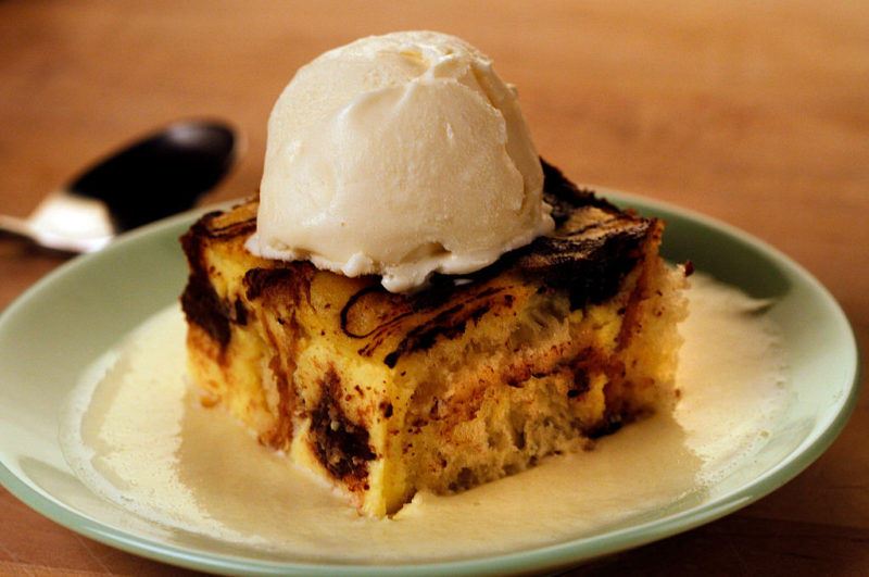 Csokis kalács fagylalttal