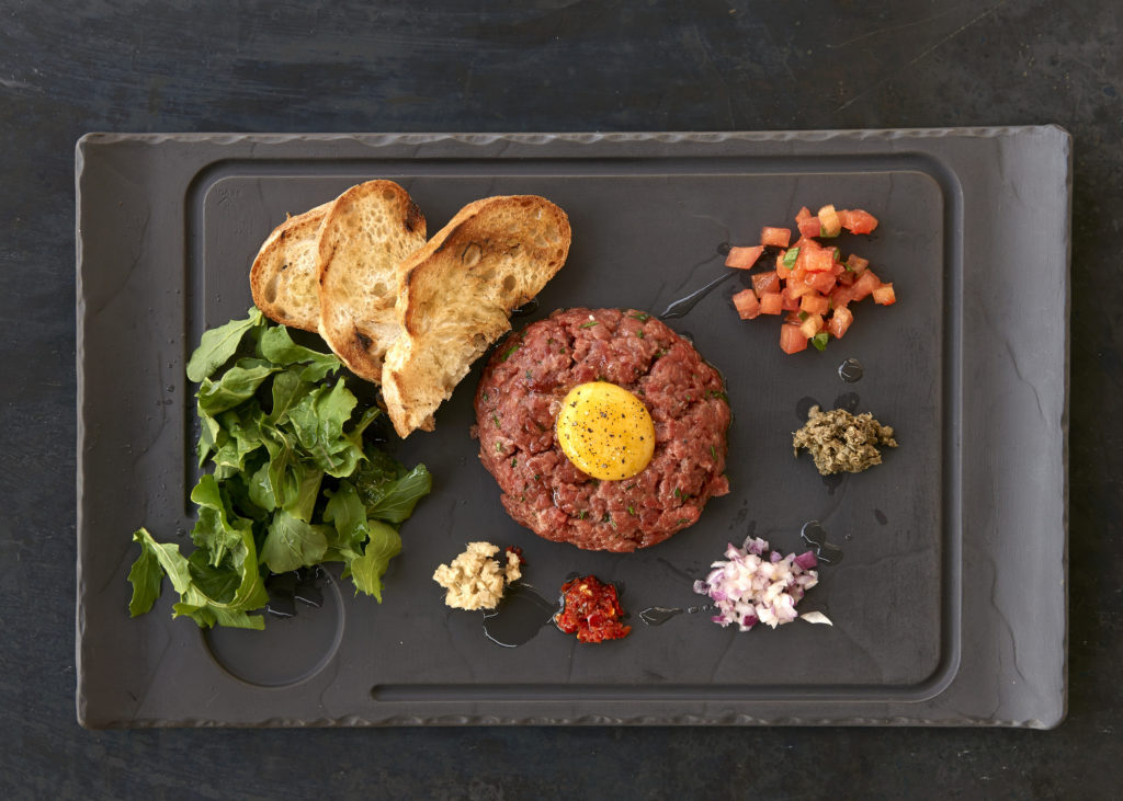 Tatár bifsztek pirítóssal