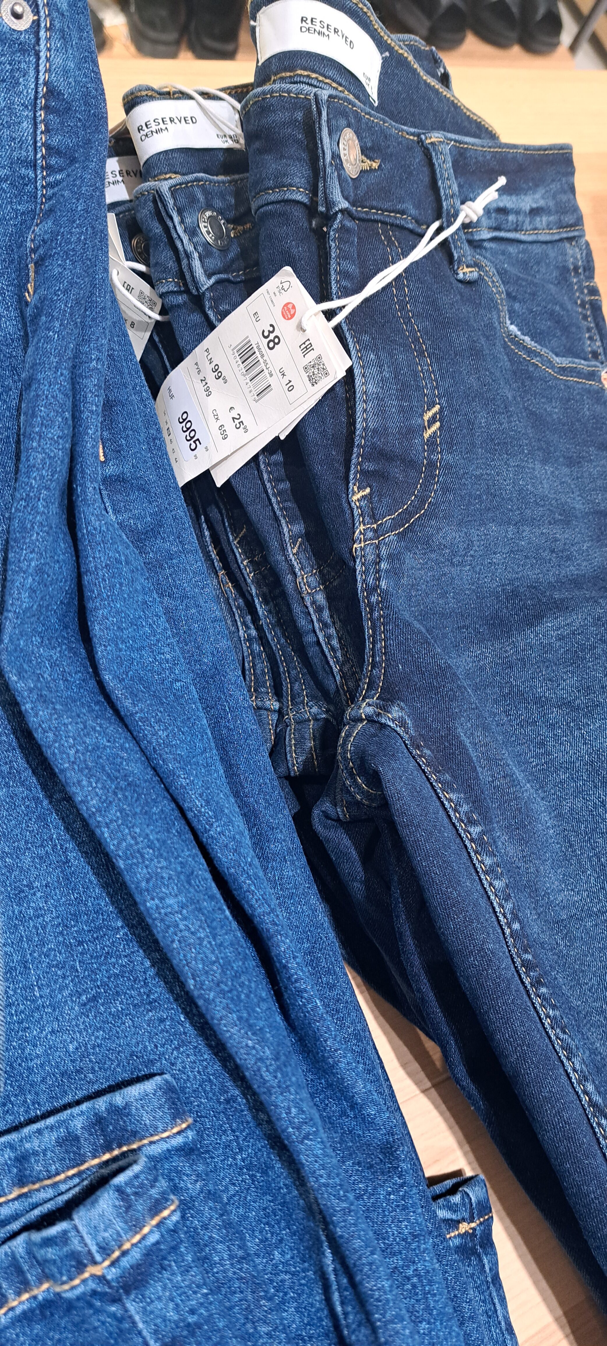 Fast fashion farmerek