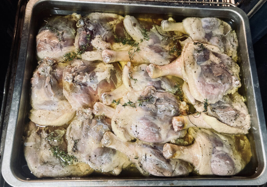 Egy nagyobb vágás után praktikus értelmet nyernek a fagyasztómentes hústartósítási módok mint a konfitálás